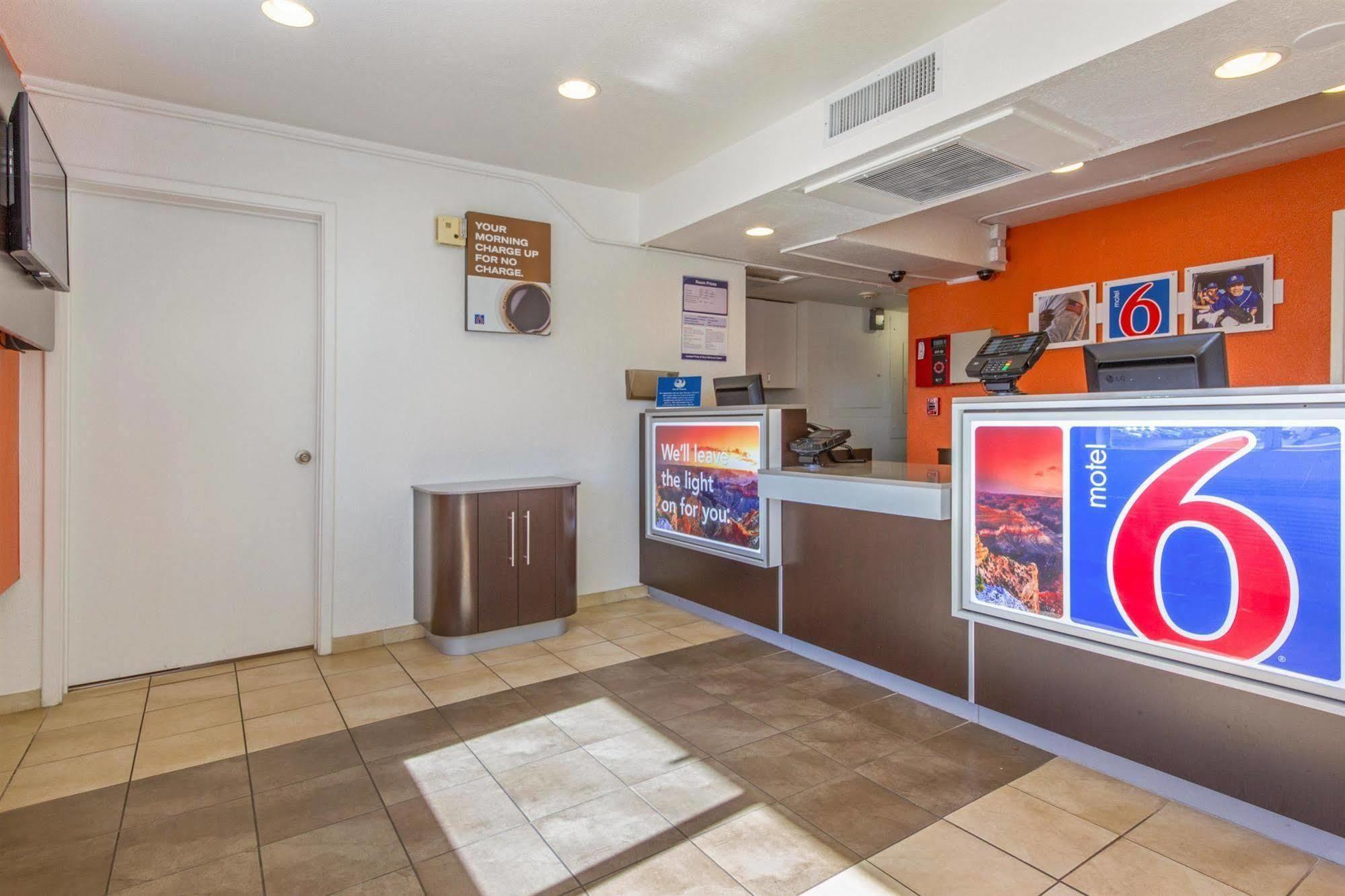 Motel 6-Phoenix, Az - North Bell Road Exterior photo
