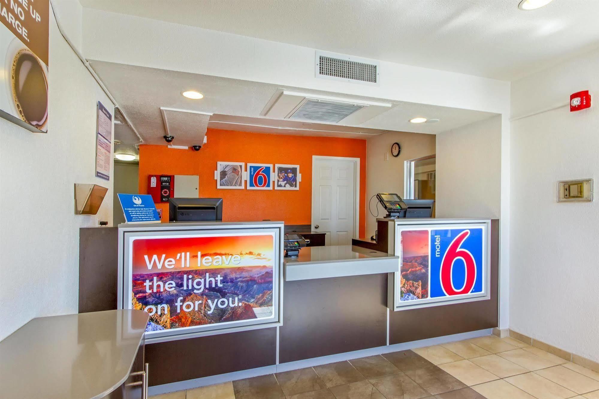 Motel 6-Phoenix, Az - North Bell Road Exterior photo
