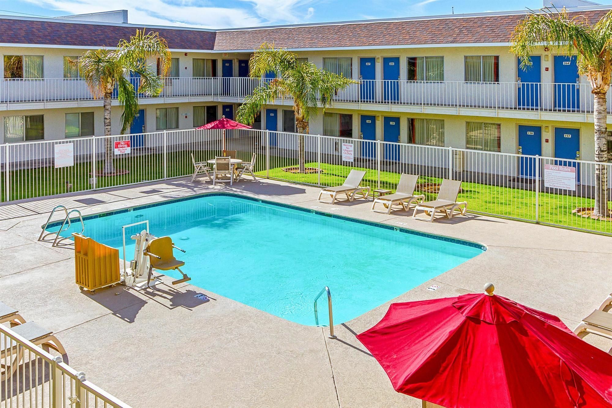 Motel 6-Phoenix, Az - North Bell Road Exterior photo